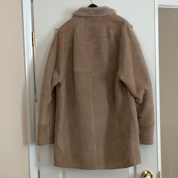 Men Lambskin Coat - Picture 2 of 5
